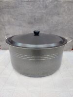 قابلمه سایز 52 مارک پاراب - تصویر 2